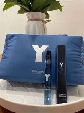 🍂 Yves Saint Laurent Blue Y Travel Pouch Set